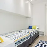 Tritone Villa *