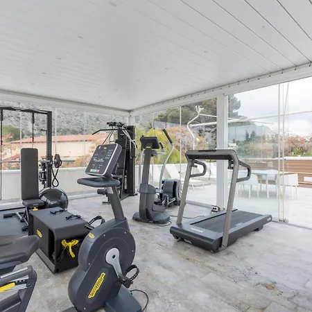 Tritone باليرمو